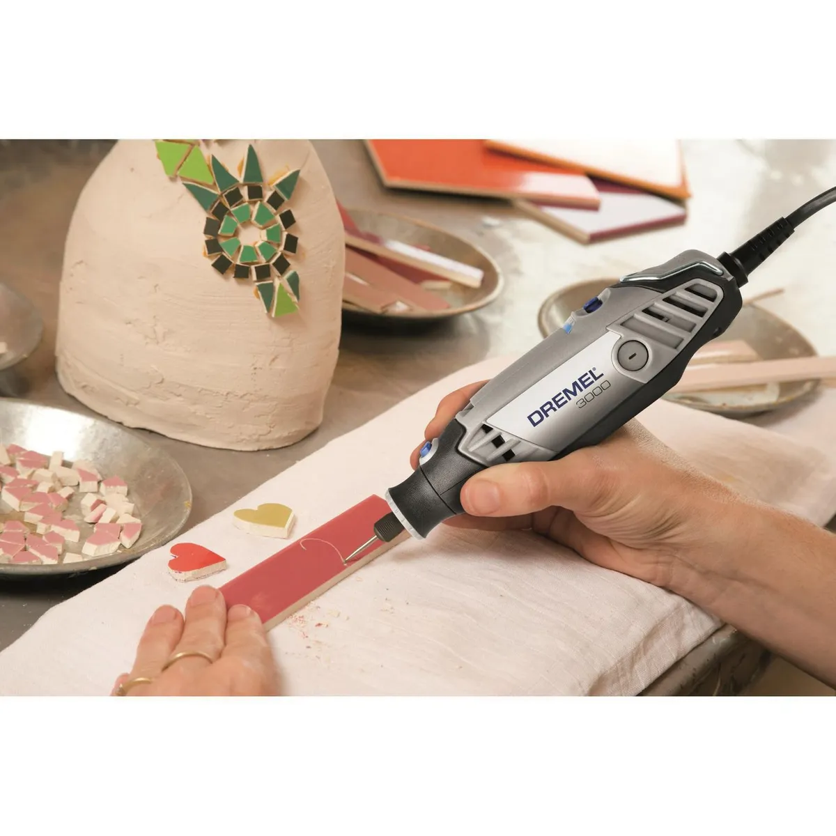 Dremel 3000 Minitorno Multiherramienta Mototool 130 W 220 V con 10 accesorios · vista 4